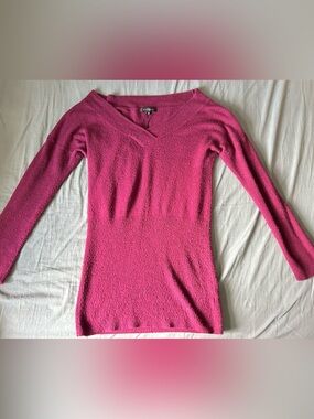 Dynamite Raspberry V-Neck Knit Oversised Sweater